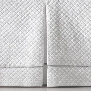 RH Baby&Child VINTAGE-WASHED DIAMOND MATELASSÉ CRIB SKIRT White Grey Quilted